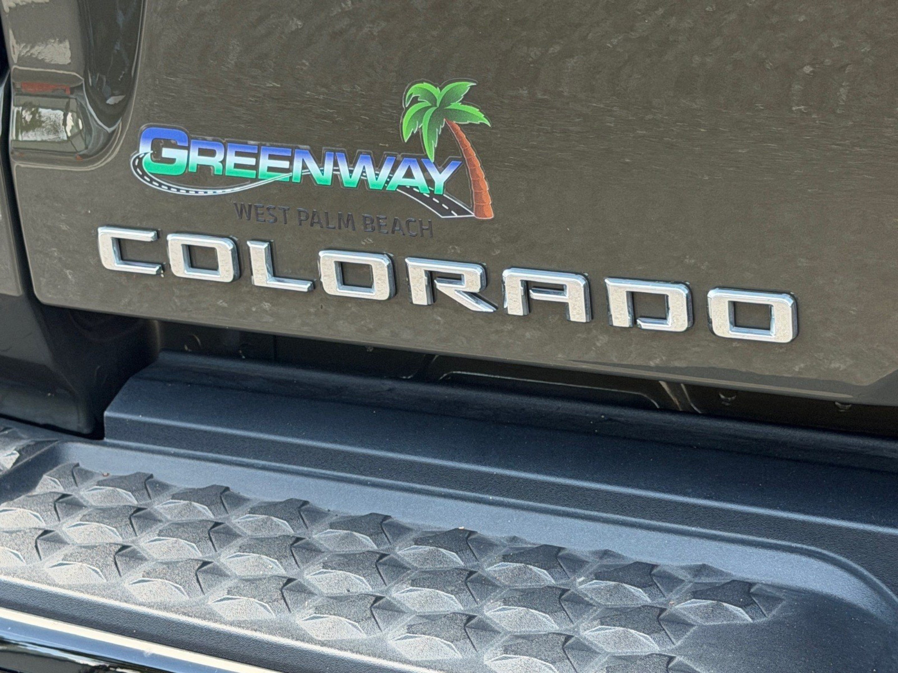 Used 2025 Chevrolet Colorado Trail Boss AWD/4WD image 43