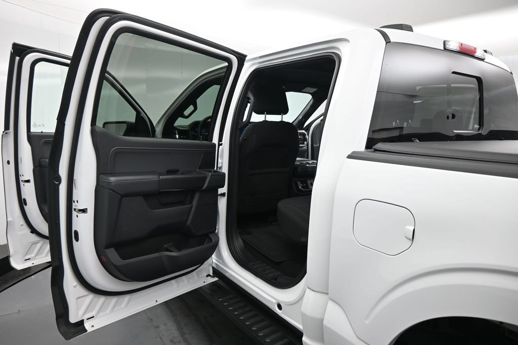 Used 2022 Ford F150 XLT w/ Equipment Group 302A High AWD/4WD image 18