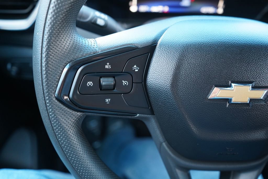 Used 2025 Chevrolet TrailBlazer LT AWD/4WD image 30