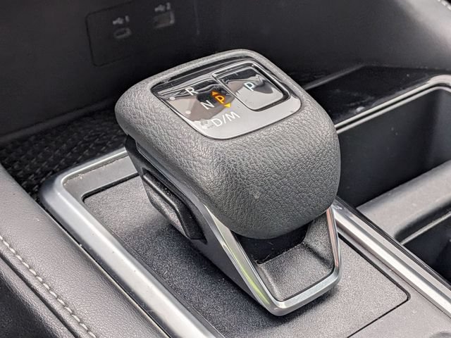 Used 2025 Nissan Pathfinder SV FWD image 15
