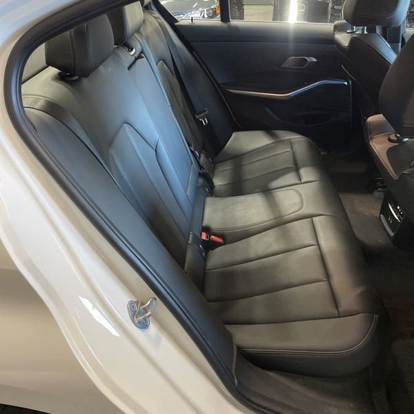 Used 2022 BMW 330e xDrive w/ Driving Assistance Package image 13