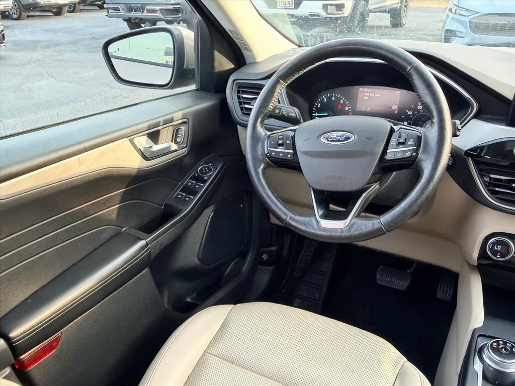 Certified 2021 Ford Escape SEL image 11