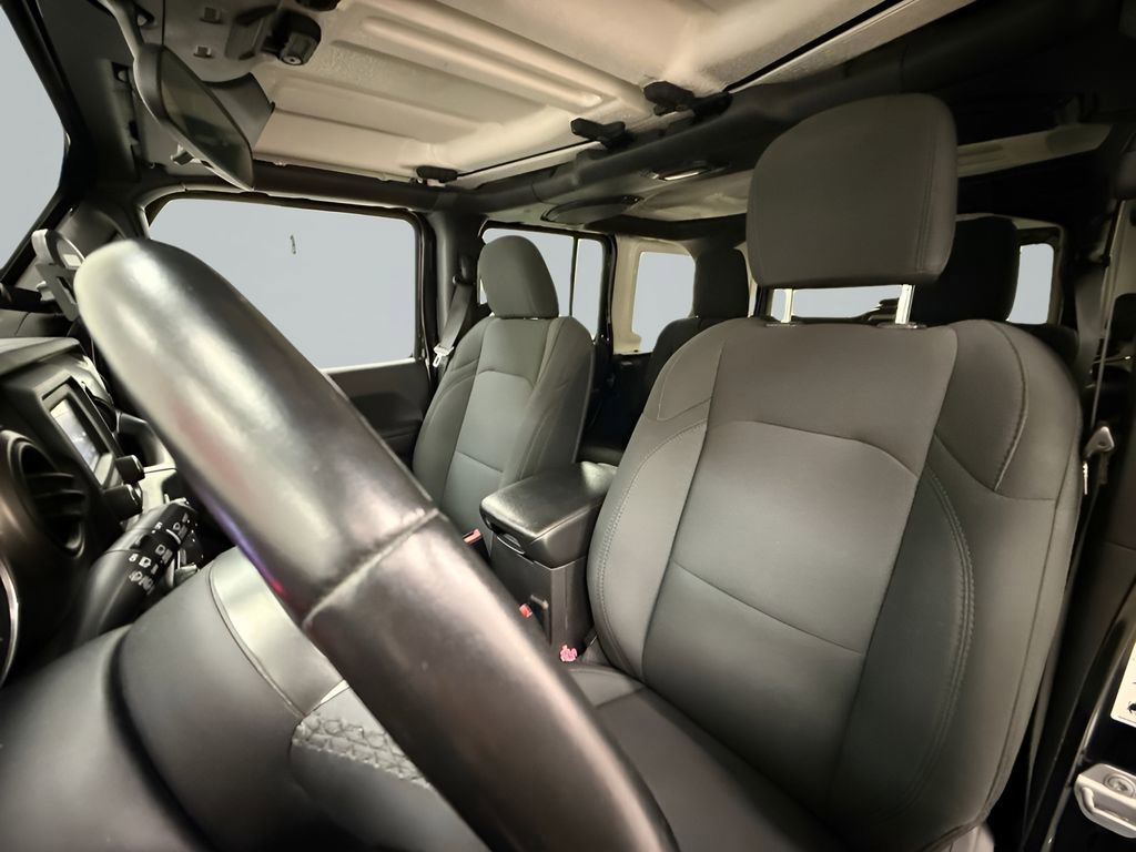 Used 2019 Jeep Wrangler Unlimited Sport S AWD/4WD image 10