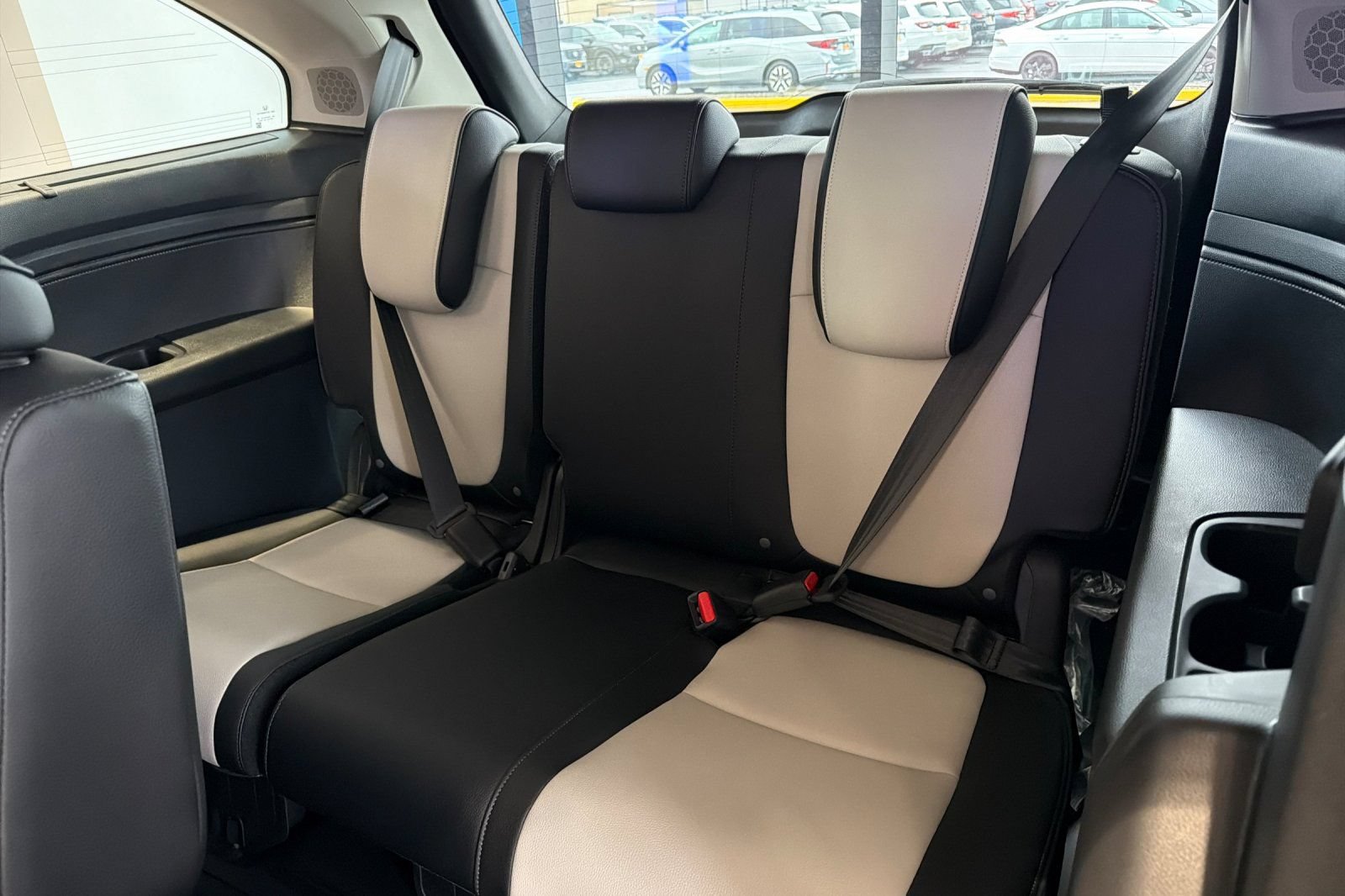 New 2027 Honda Odyssey Elite image 14