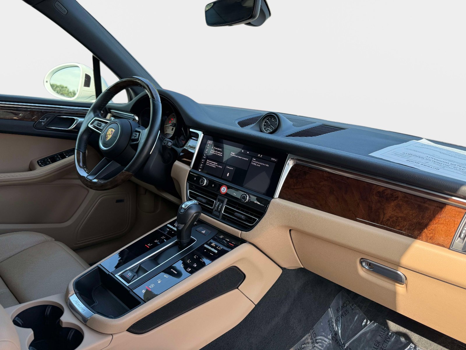 Used 2022 Porsche Macan image 34