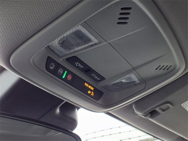 Used 2024 Chevrolet Malibu LT w/ Midnight Edition image 16