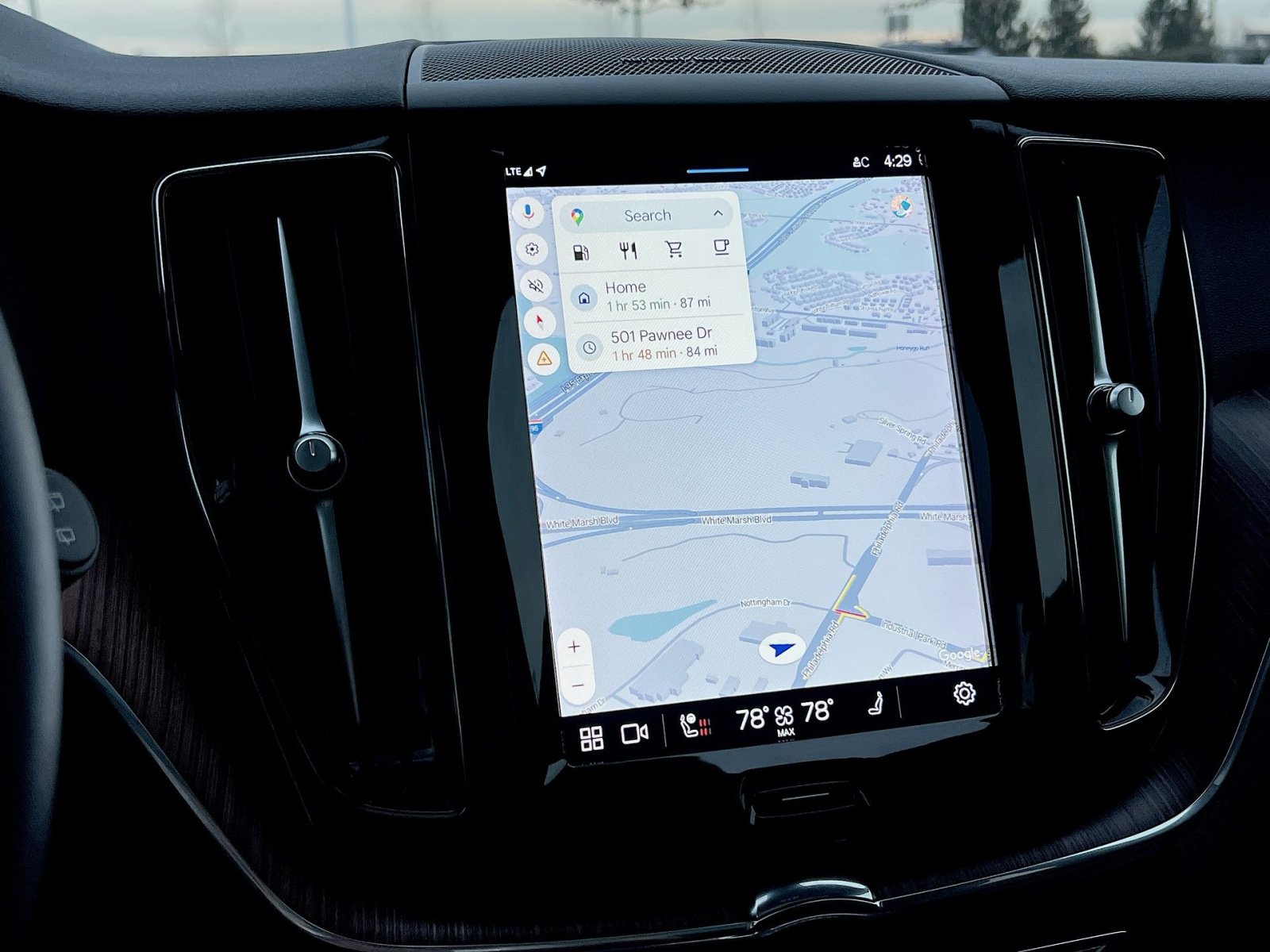 Used 2023 Volvo XC60 B5 Plus w/ Climate Package image 20