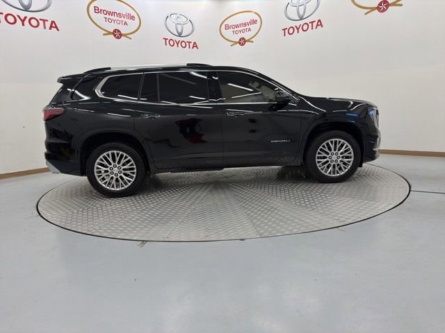 Used 2025 GMC Acadia Denali FWD image 3