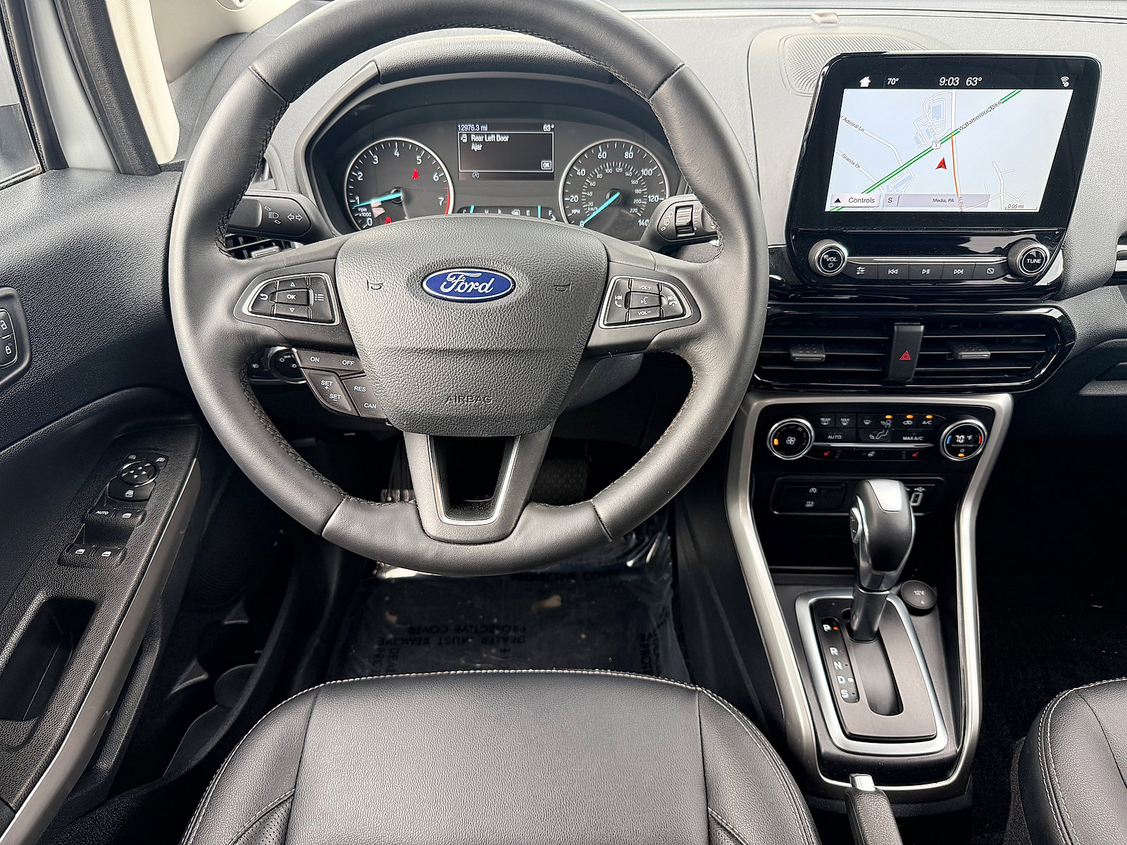 Used 2018 Ford EcoSport Titanium w/ Titanium Cold Weather Package AWD/4WD image 10