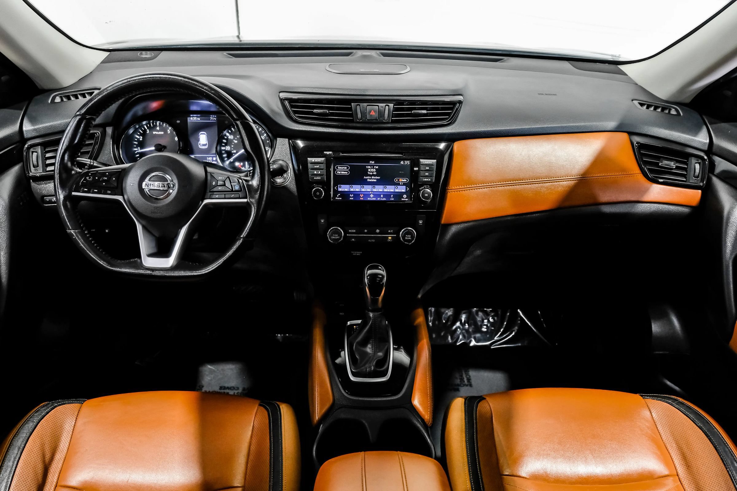 Used 2018 Nissan Rogue SL w/ Premium Package FWD image 22
