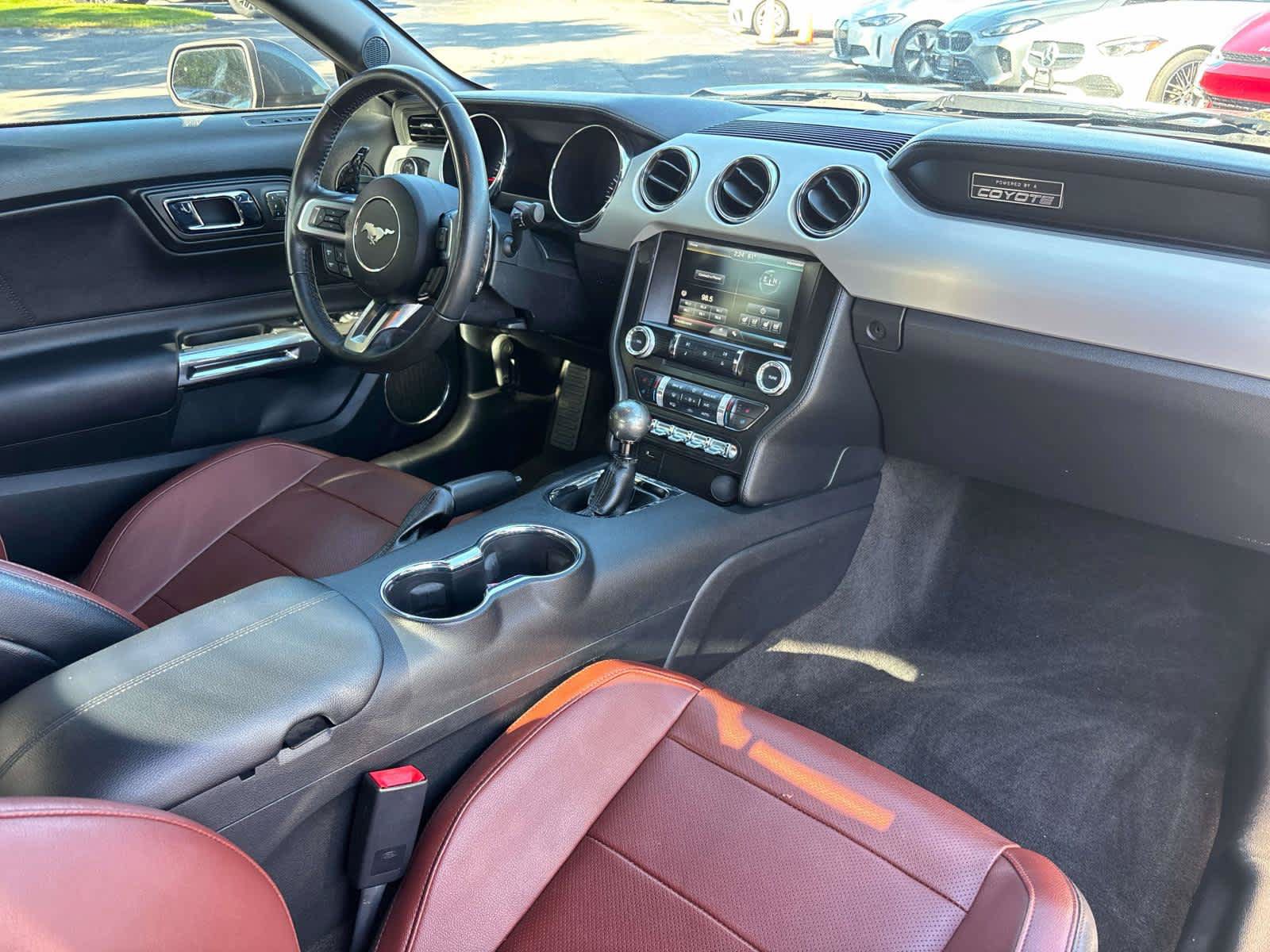 Used 2015 Ford Mustang GT Premium w/ Equipment Group 401A RWD image 17