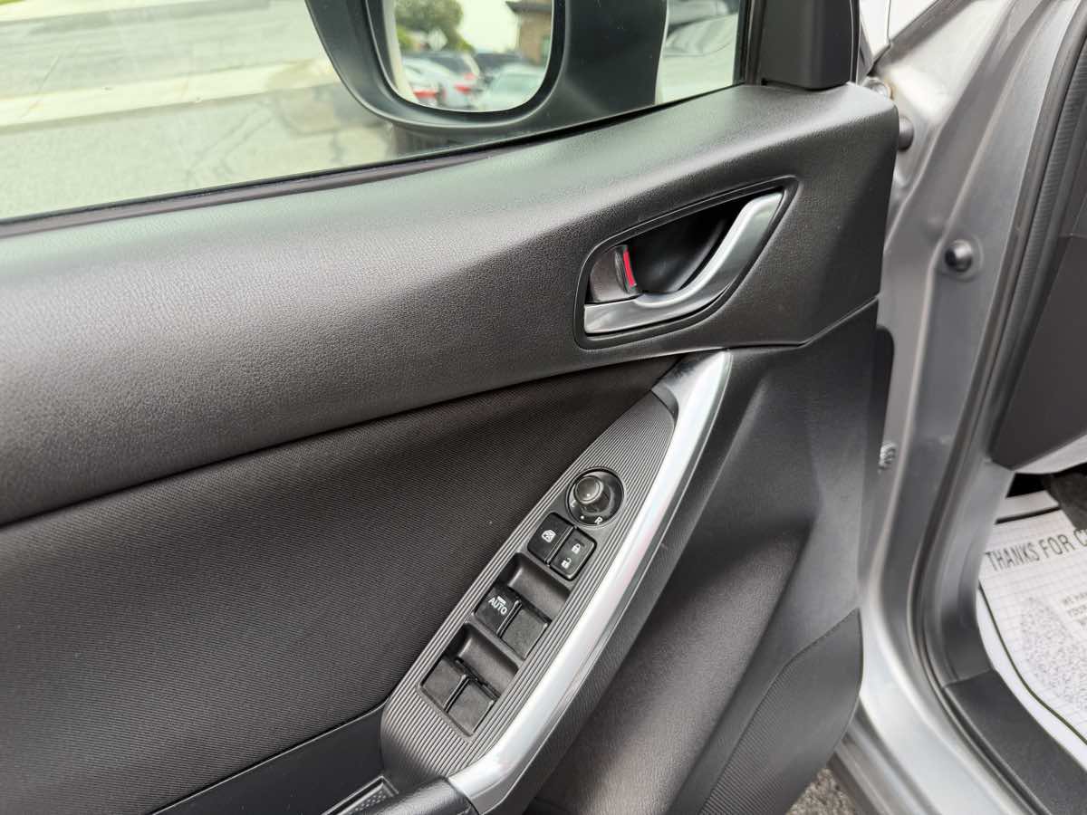 Used 2015 MAZDA CX-5 Sport FWD image 21