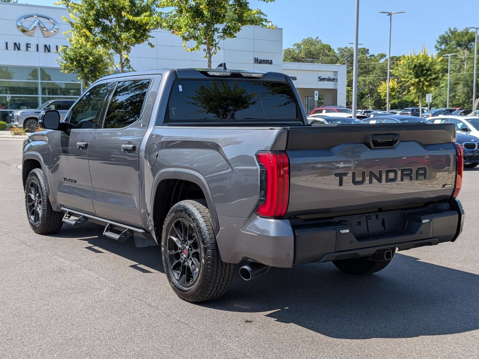 Used 2023 Toyota Tundra SR5 w/ SR5 Convenience Package RWD image 5