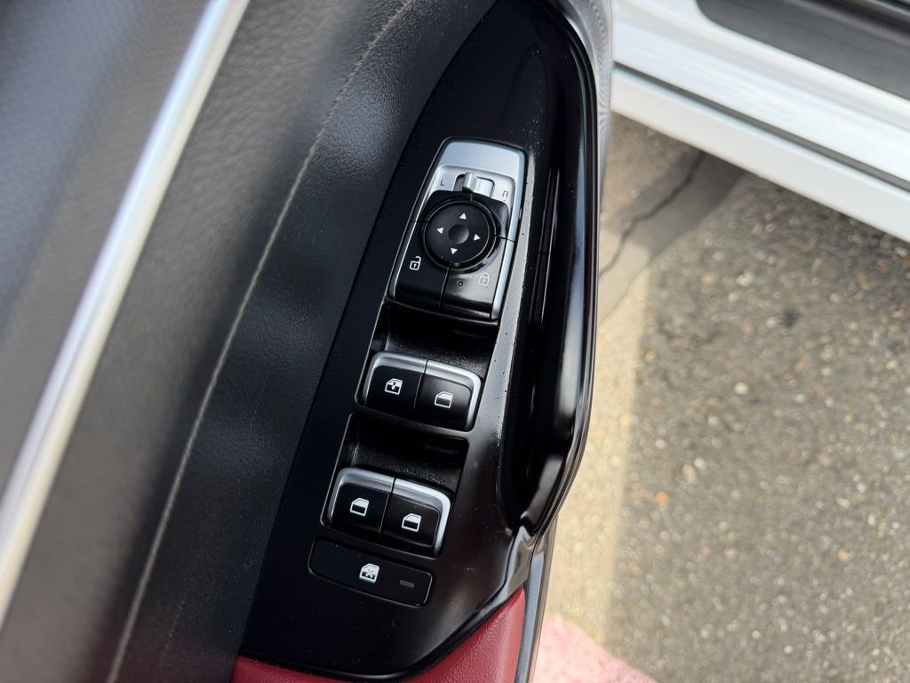 Used 2024 Kia K5 GT-Line w/ GT-Line Premium Package image 12