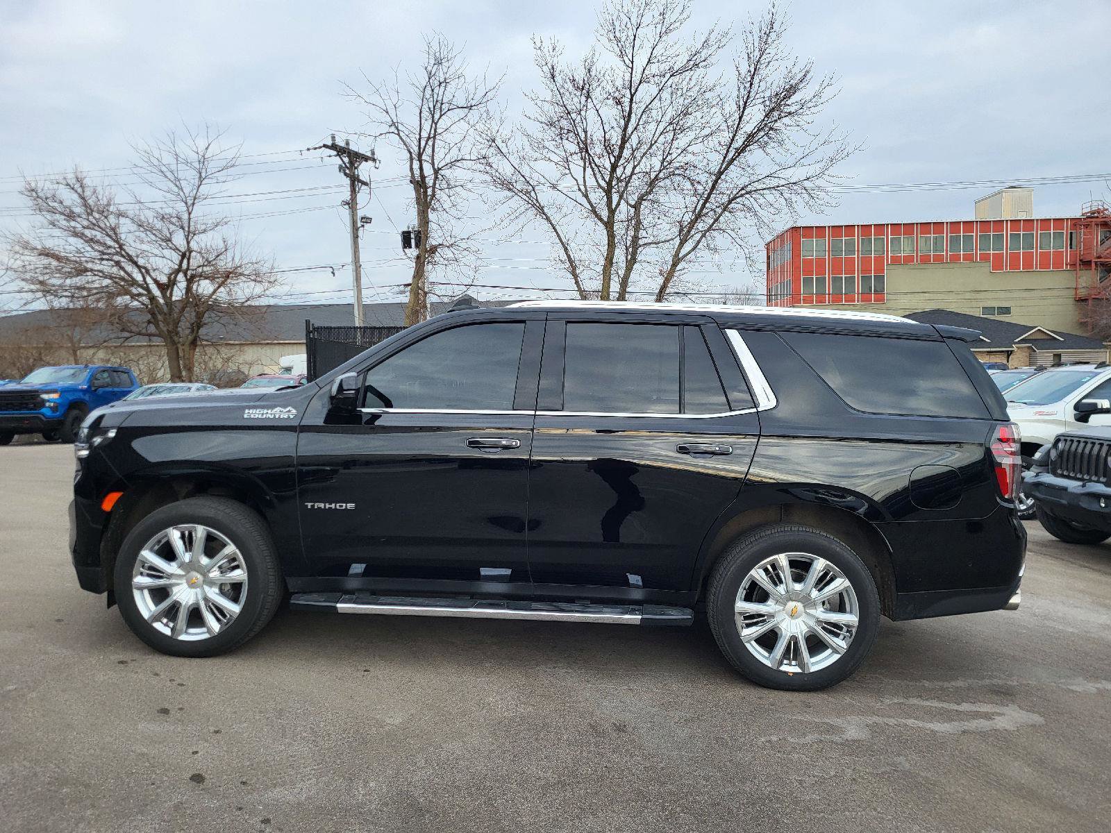 Used 2023 Chevrolet Tahoe High Country w/ Advanced Technology Package image 6