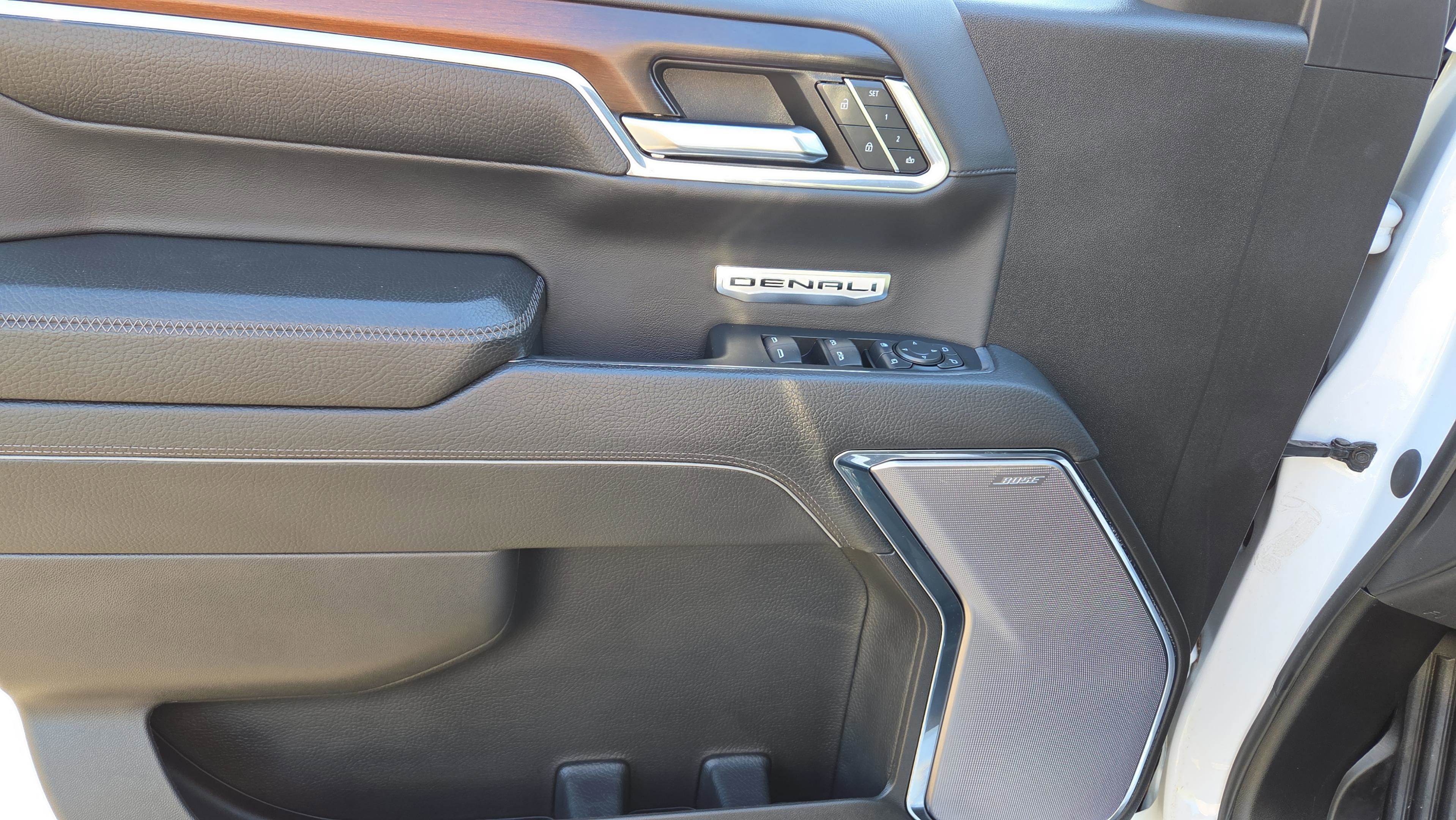 Certified 2024 GMC Sierra 1500 Denali w/ Denali Reserve Package AWD/4WD image 22