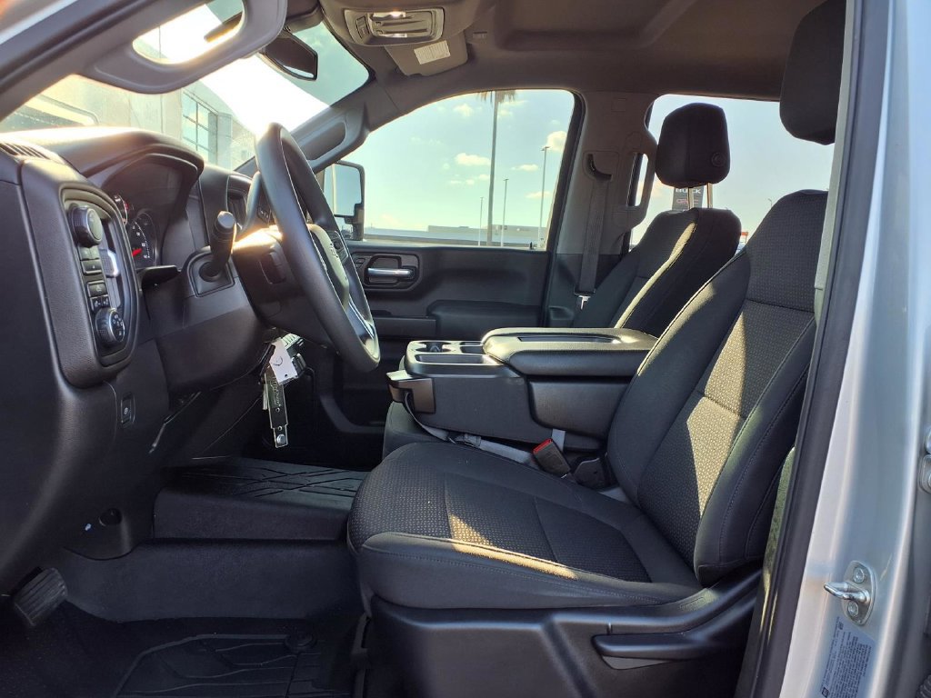 Used 2022 Chevrolet Silverado 2500 Custom w/ Gooseneck/5TH Wheel Package AWD/4WD image 16