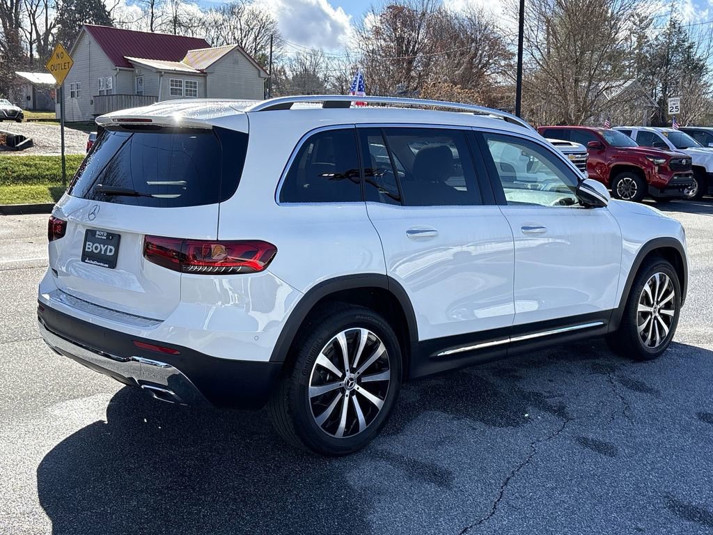 Used 2021 Mercedes-Benz GLB 250 w/ Premium Package image 9