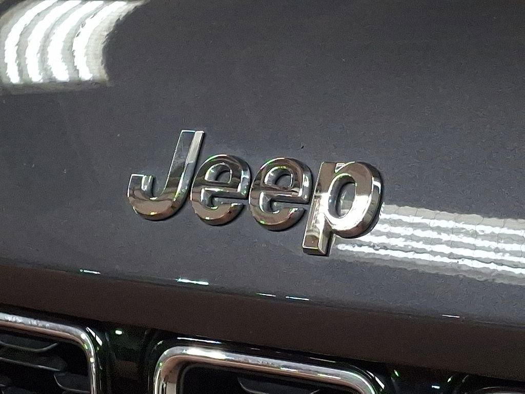 Used 2022 Jeep Grand Cherokee L Limited image 30