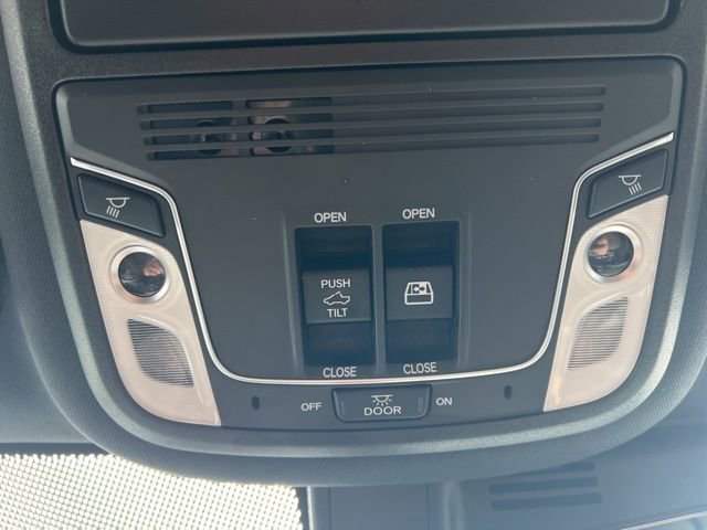 Used 2025 Honda Ridgeline RTL image 6