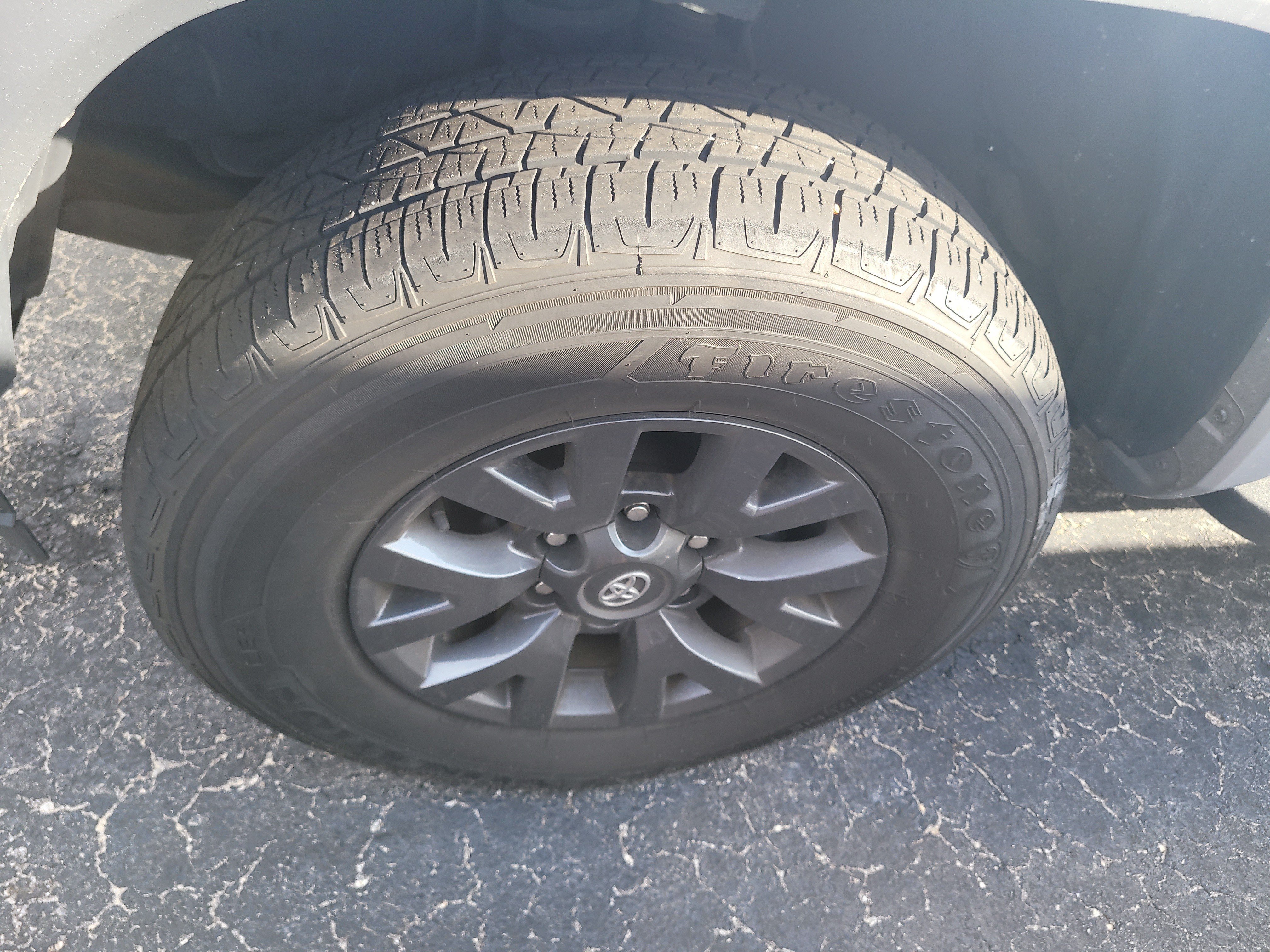 Used 2023 Toyota Tacoma SR5 RWD image 9