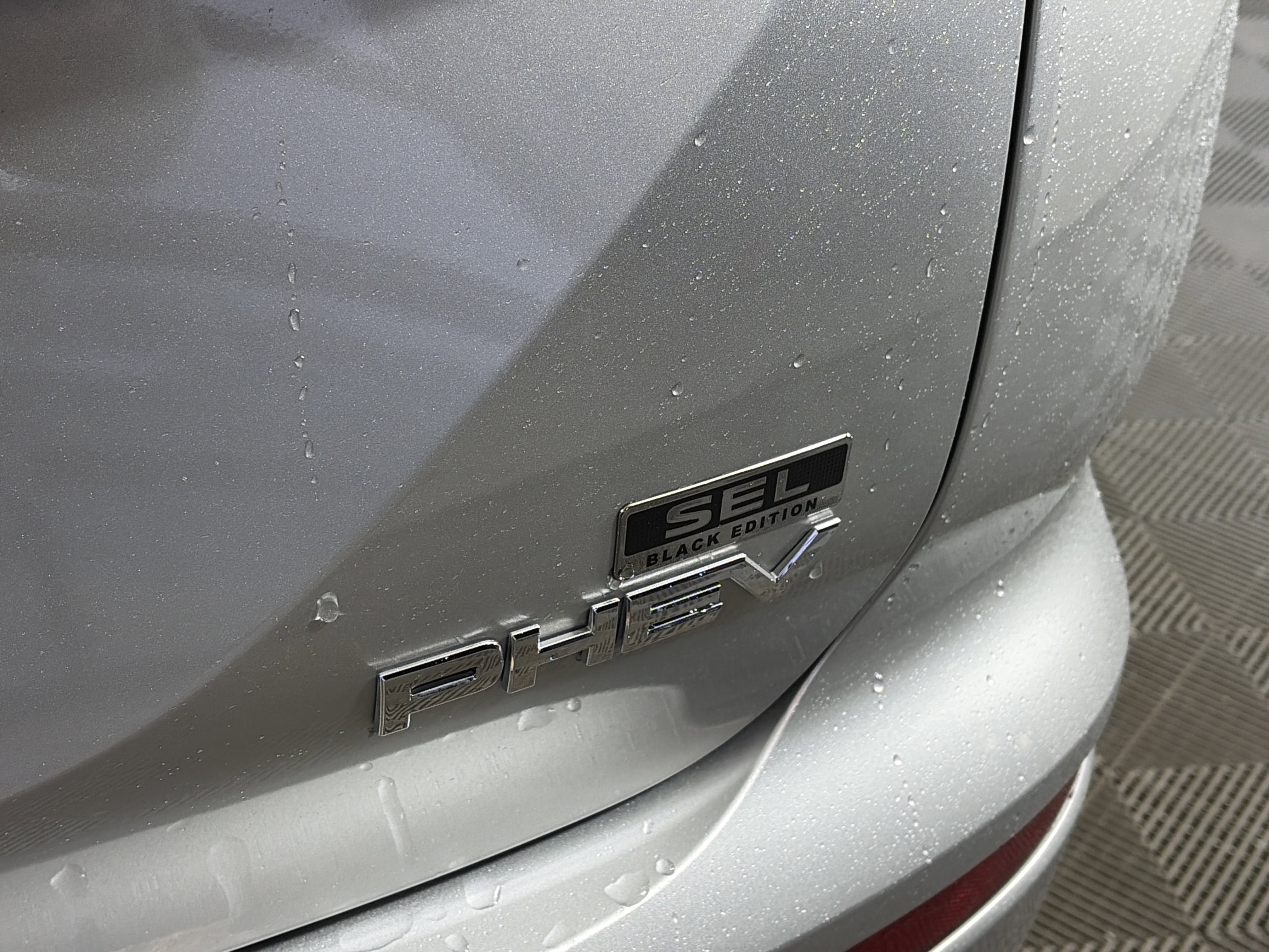 Used 2025 Mitsubishi Outlander SEL image 36