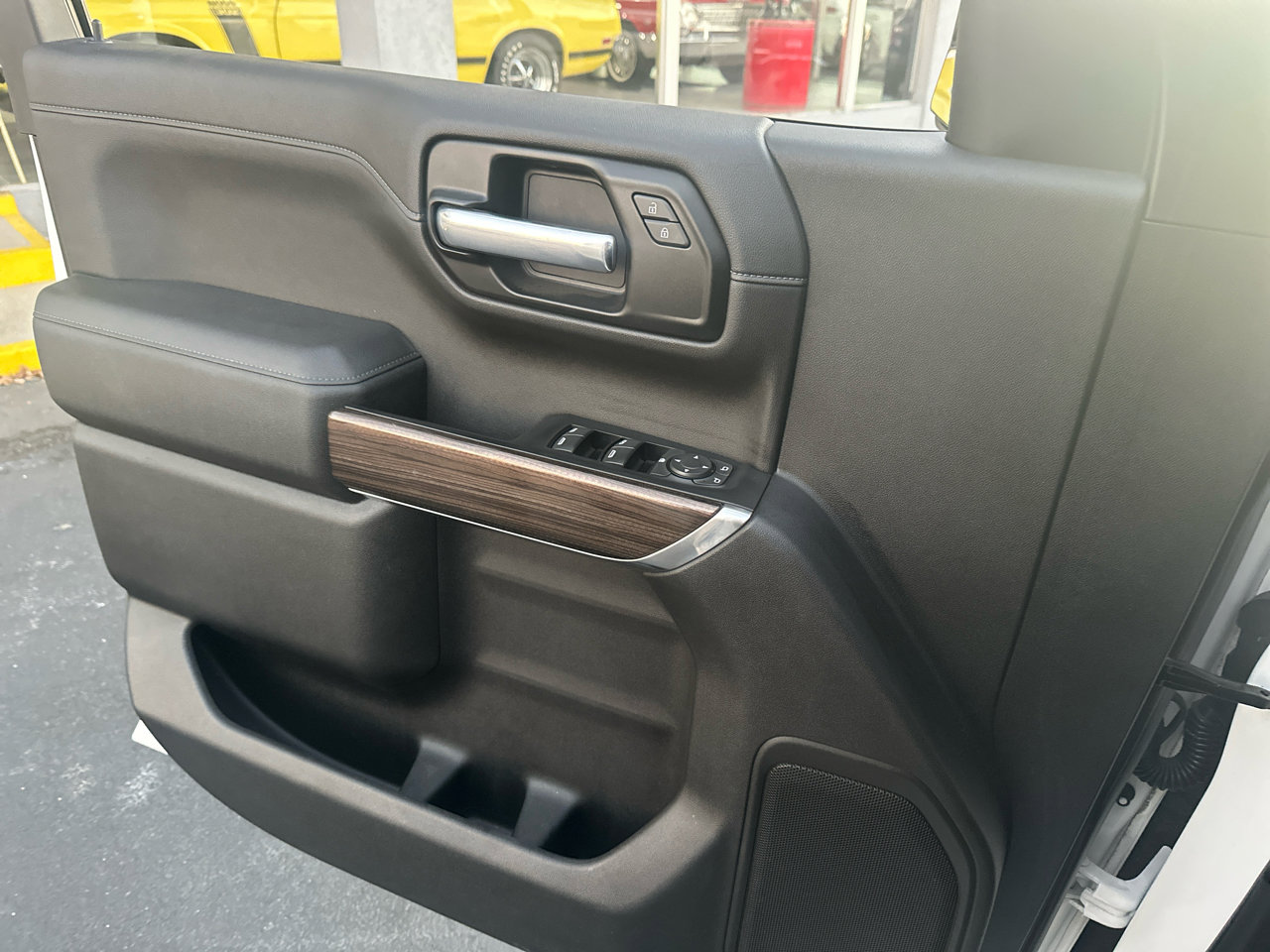 Used 2020 Chevrolet Silverado 1500 LT w/ All-Star Edition image 46