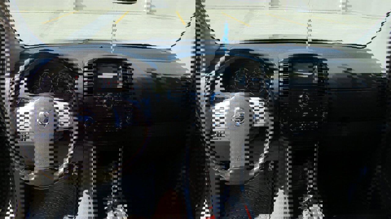 Used 2008 Nissan Pathfinder LE image 11