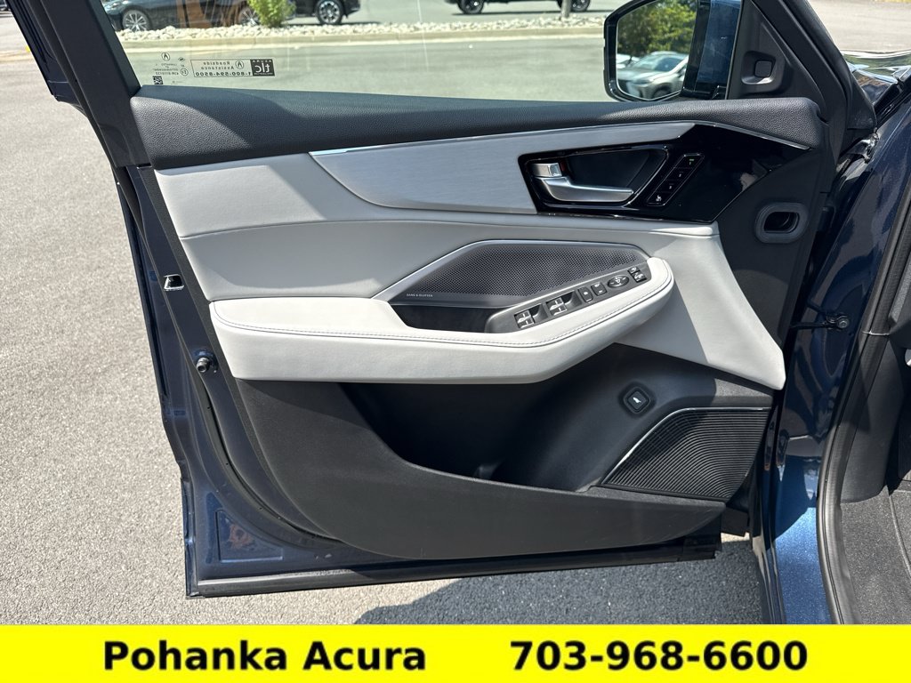 Used 2025 Acura MDX w/ Technology Package AWD/4WD image 21