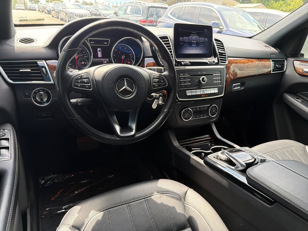Used 2019 Mercedes-Benz GLS 450 4MATIC image 22