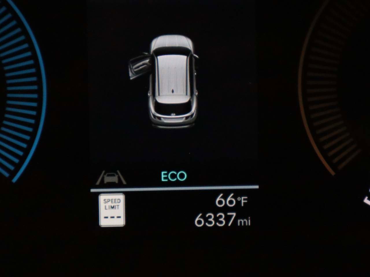 Used 2025 Hyundai Tucson Blue image 9