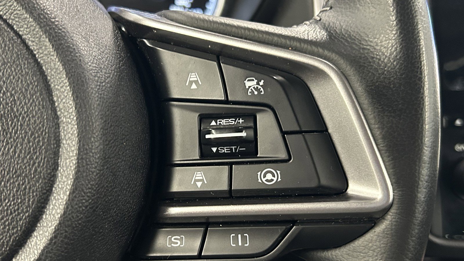 Used 2023 Subaru Forester Premium image 23