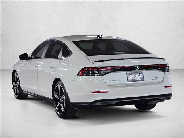 Used 2024 Honda Accord Sport image 7