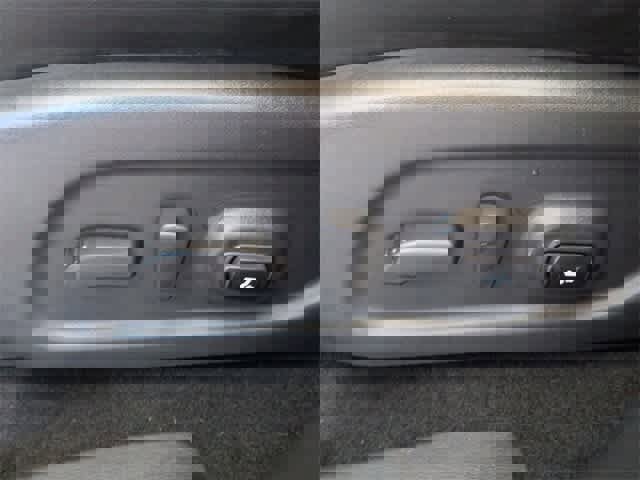 Used 2013 INFINITI JX35 w/ Premium Pkg image 18