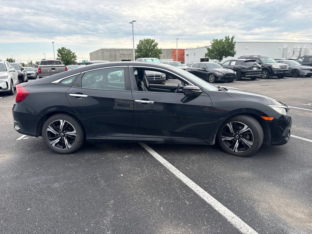 Used 2017 Honda Civic Touring image 11