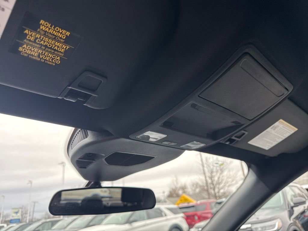 Used 2025 Ford Escape ST-Line Elite image 45