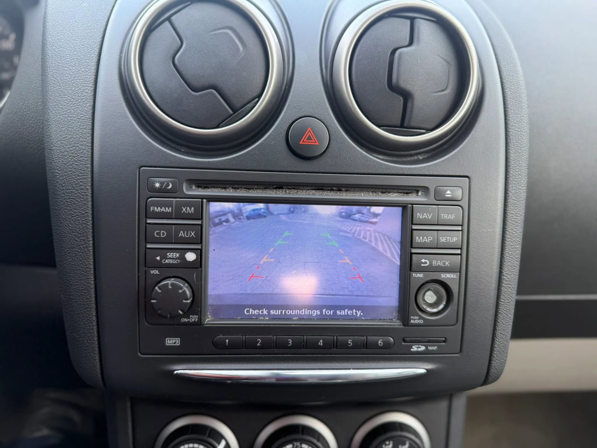 Used 2011 Nissan Rogue SV w/ SL Pkg FWD image 25