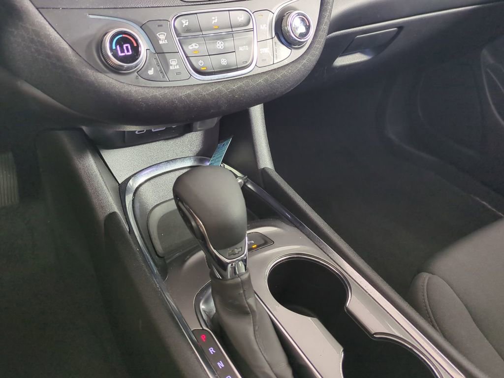 Used 2024 Chevrolet Malibu LT image 19