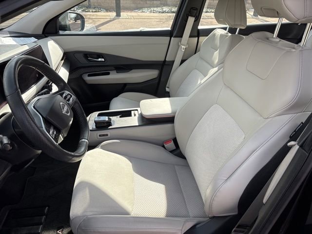 Used 2024 Nissan Ariya AWD image 17