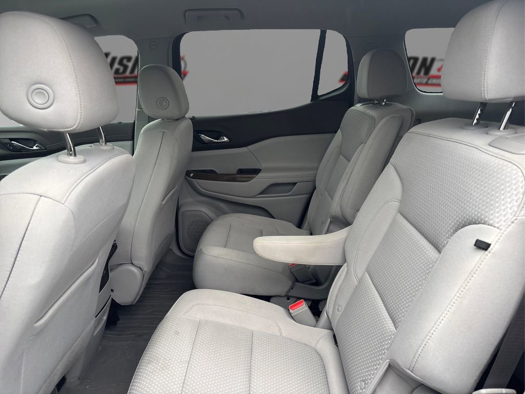 Used 2023 GMC Acadia SLE w/ Driver Convenience Package image 10