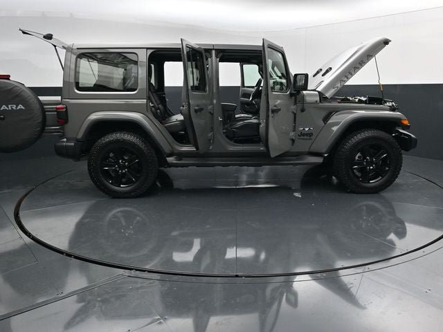 Used 2021 Jeep Wrangler Unlimited Sahara AWD/4WD image 41