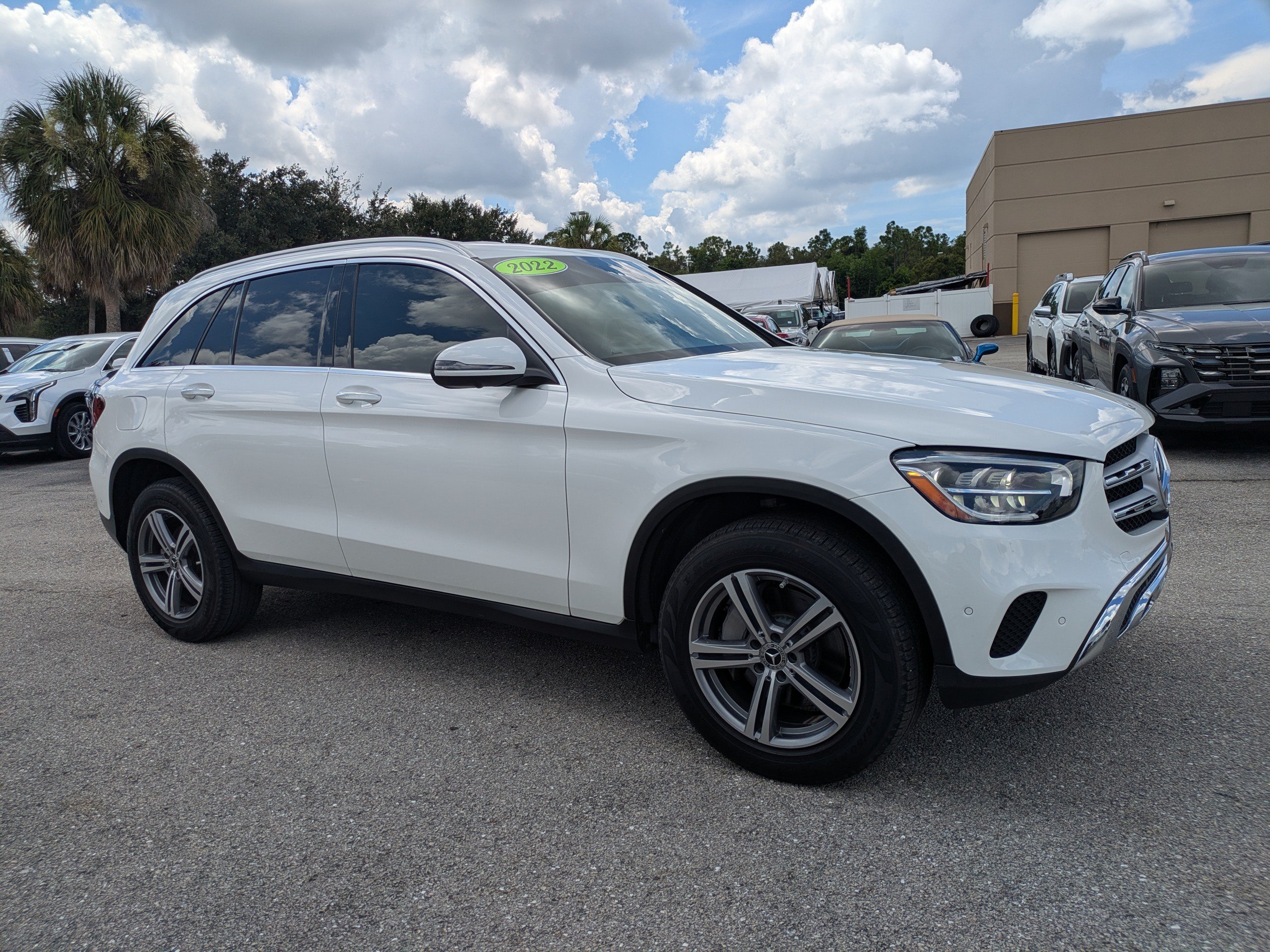 Used 2022 Mercedes-Benz GLC 300 image 1