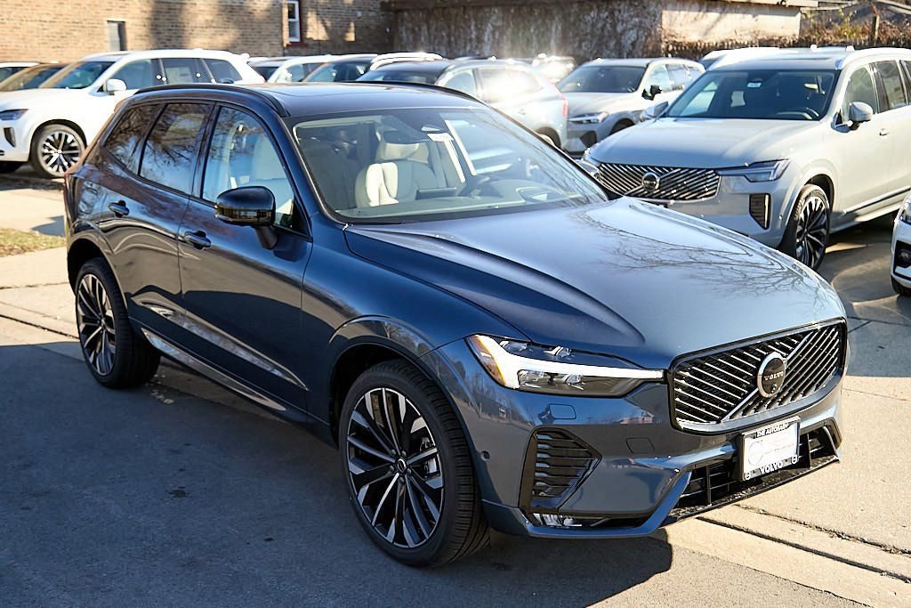 New 2026 Volvo XC60 B5 Ultra w/ Protection Package Premier image 4