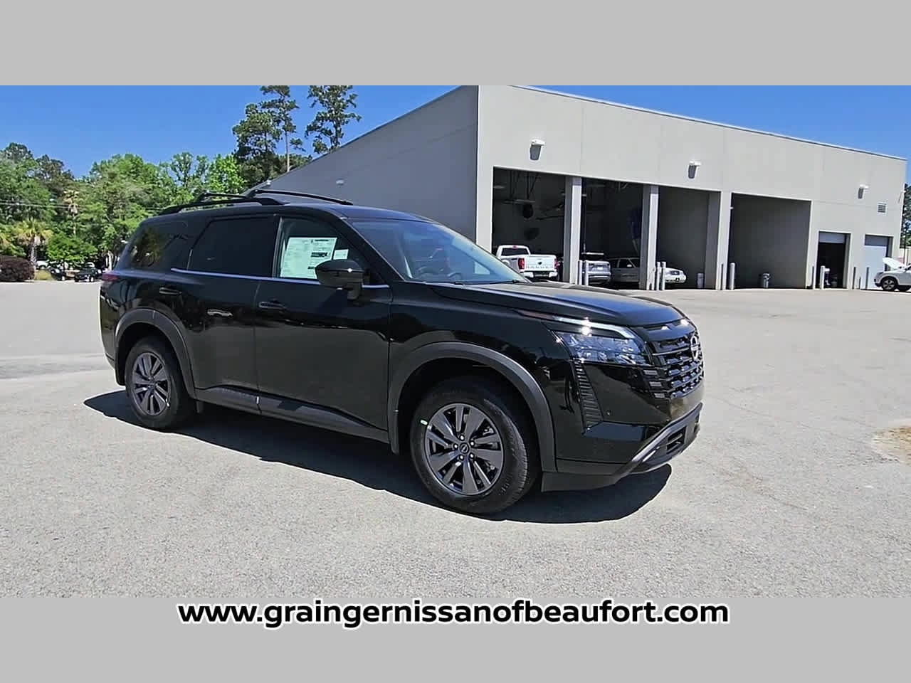 New 2026 Nissan Pathfinder SV FWD image 39
