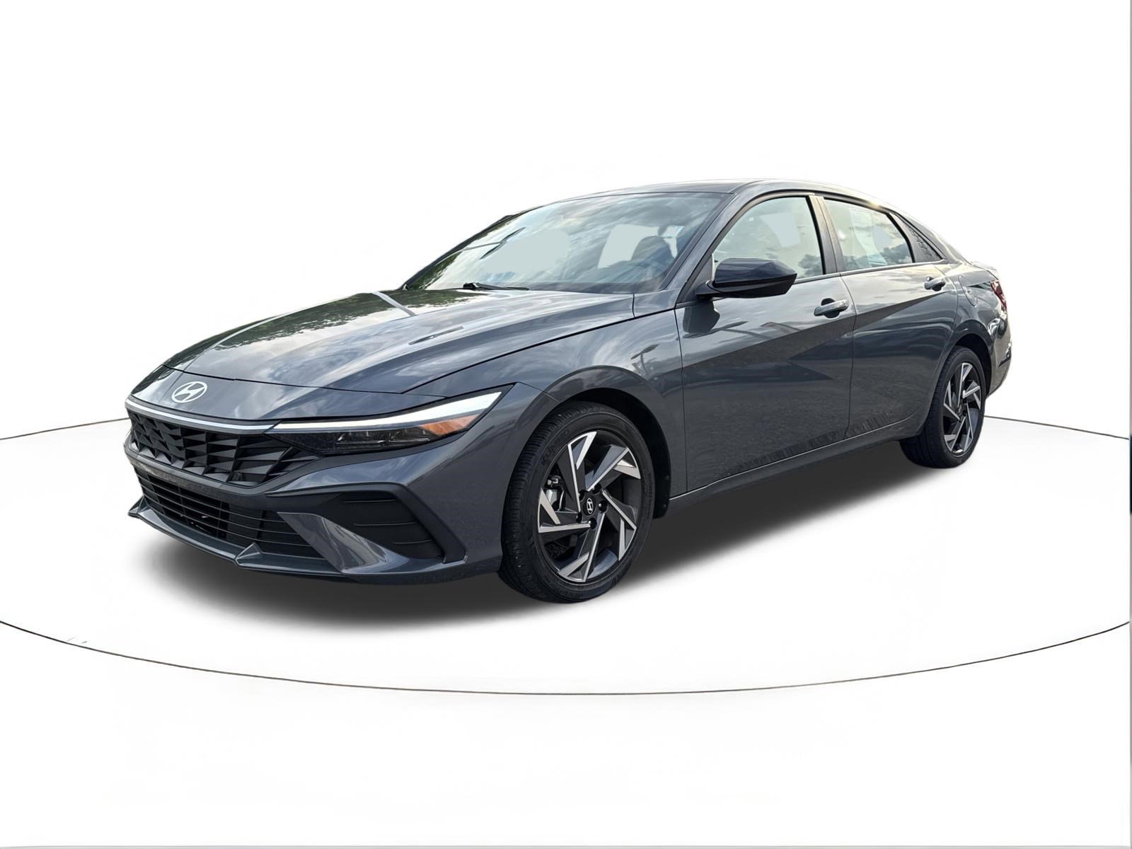Used 2025 Hyundai Elantra Sport FWD image 7