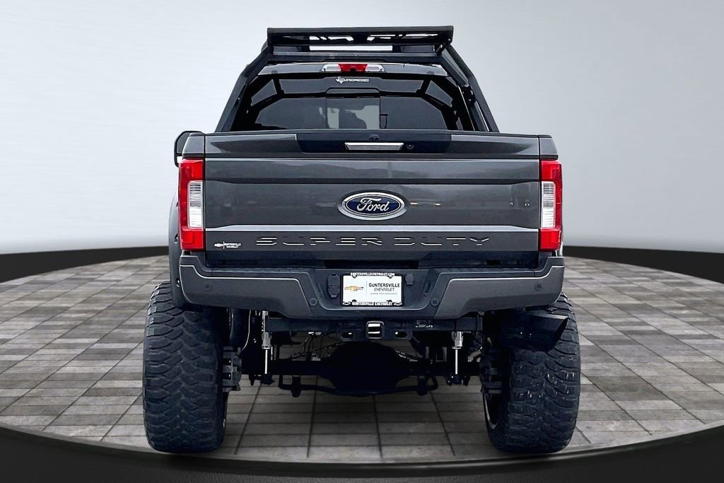 Used 2017 Ford F250 Lariat w/ Lariat Value Package image 4