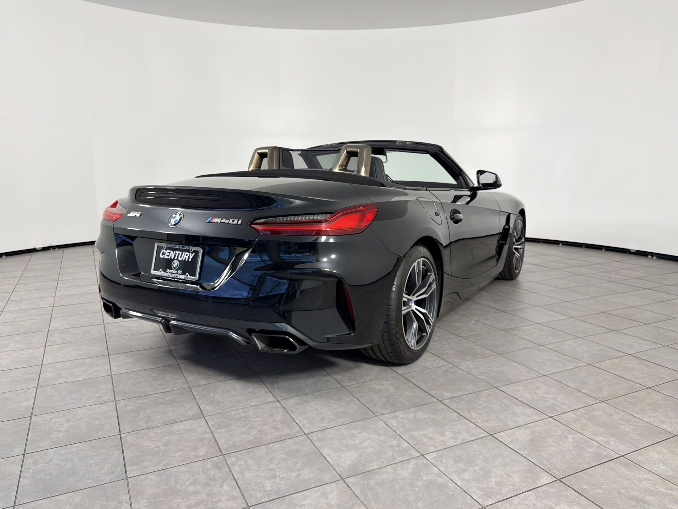 Used 2020 BMW Z4 M40i w/ Driving Assistance Package image 9