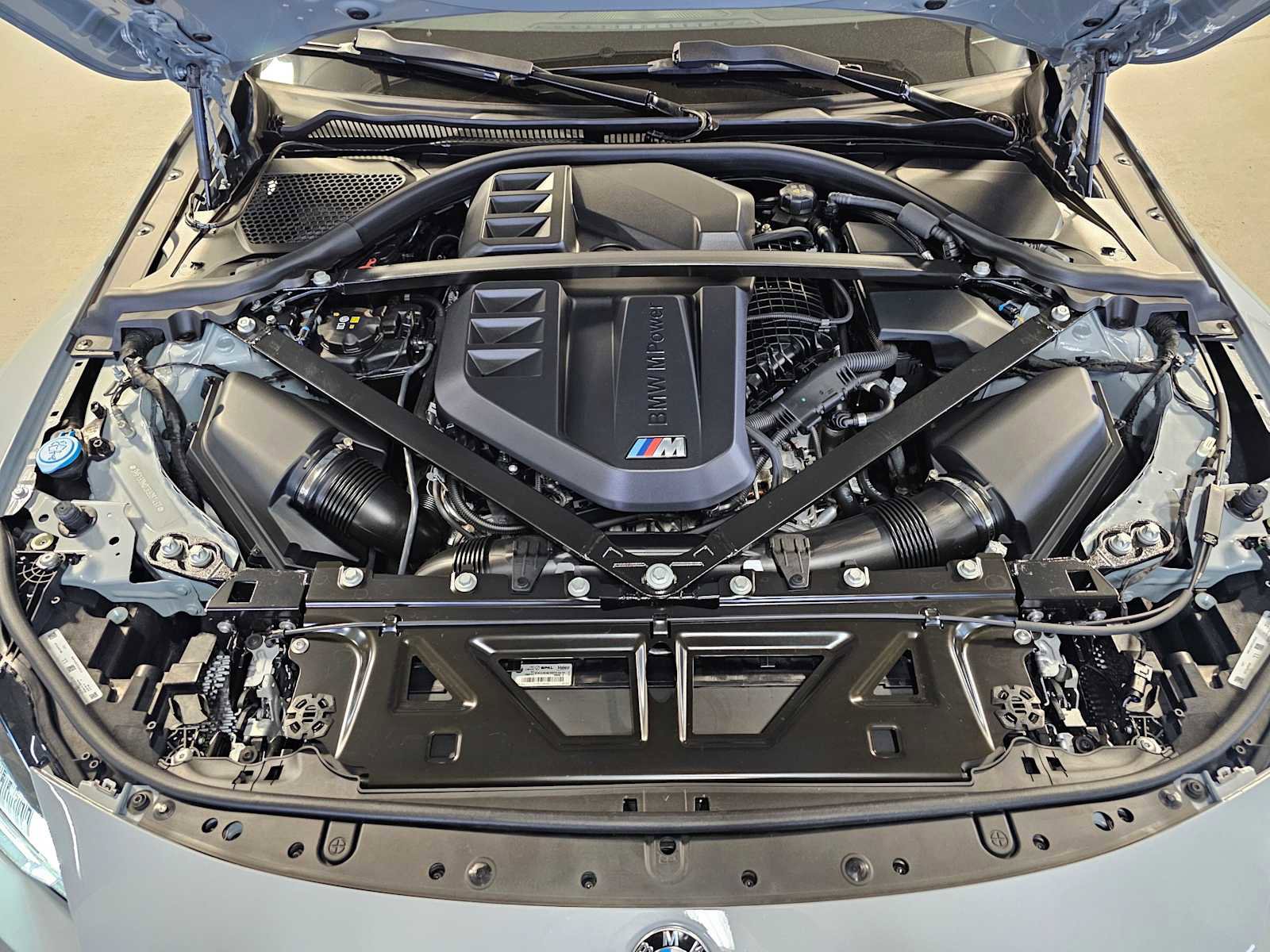 Used 2024 BMW M2 image 9