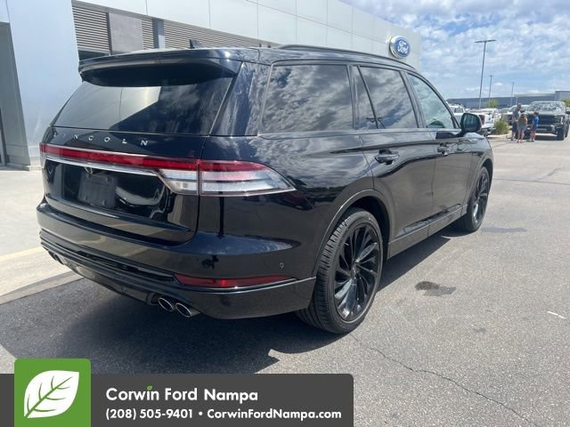 Used 2022 Lincoln Aviator Reserve w/ Equipment Group 201A AWD/4WD image 7
