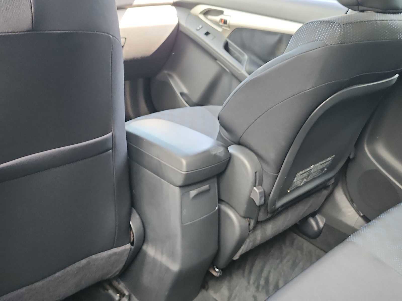 Used 2009 Toyota Matrix S image 20